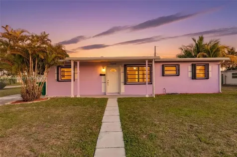 14625 SW 104th Place Miami FL 33176