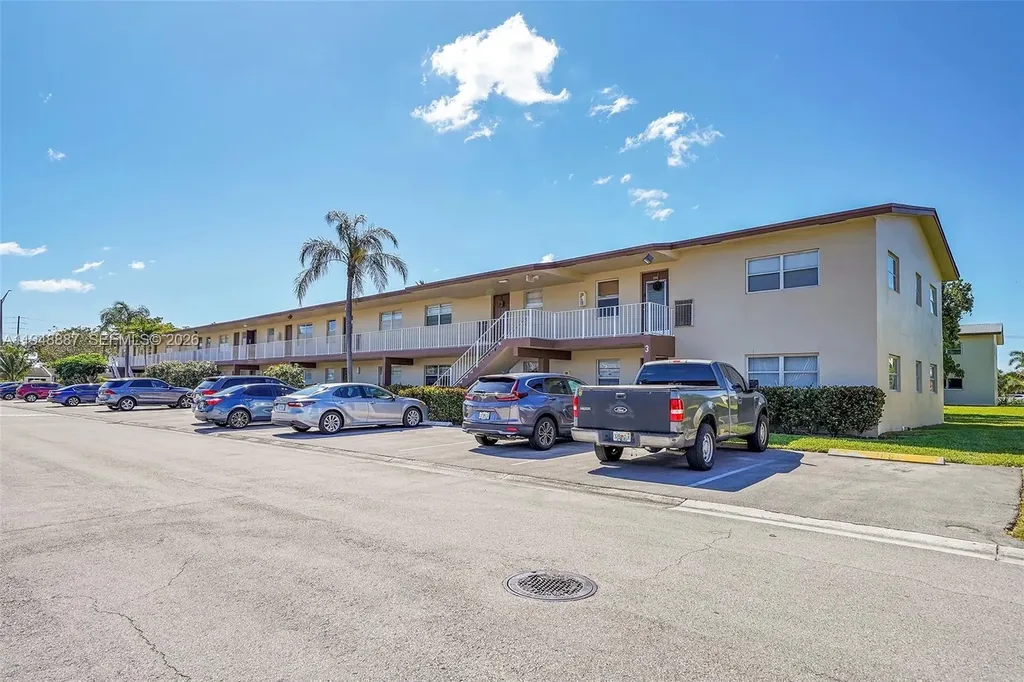 7200 NW 4th Place Margate FL 33063