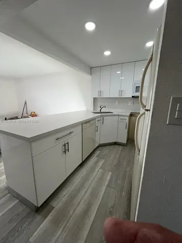4550 NW 9th Street Miami FL 33126