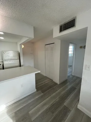 4550 NW 9th Street Miami FL 33126