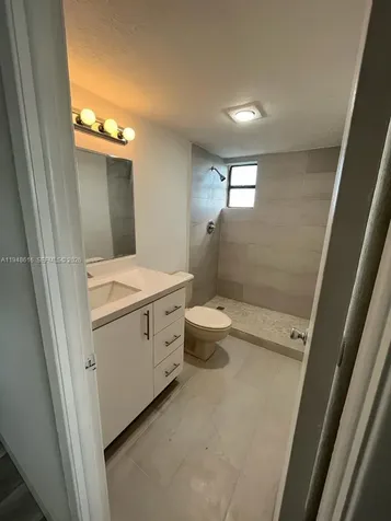 4550 NW 9th Street Miami FL 33126