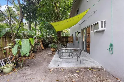 1730 NE 7th Street Fort Lauderdale FL 33304