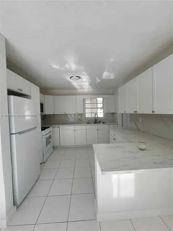 12305 SW 42nd Street Miami FL 33175