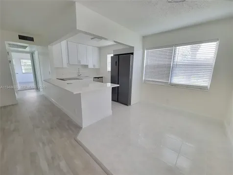 196 E Mansfield E Boca Raton FL 33434
