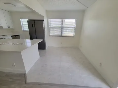 196 E Mansfield E Boca Raton FL 33434