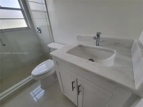 196 E Mansfield E Boca Raton FL 33434