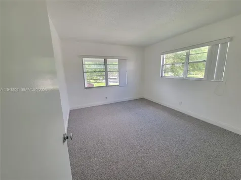 196 E Mansfield E Boca Raton FL 33434