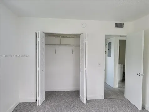 196 E Mansfield E Boca Raton FL 33434