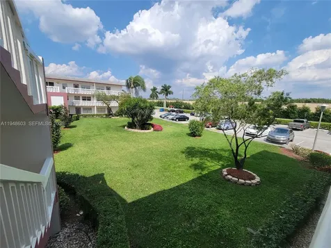 196 E Mansfield E Boca Raton FL 33434