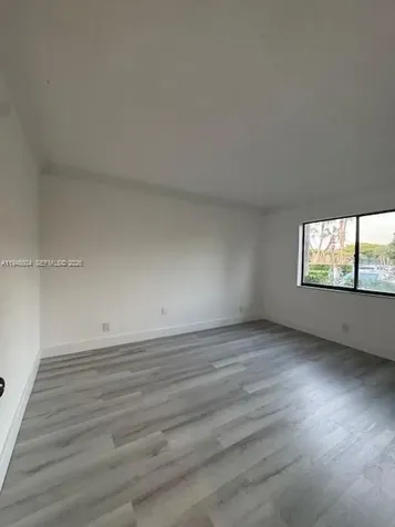 321 Lakeview Drive Weston FL 33326