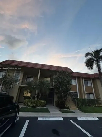 321 Lakeview Drive Weston FL 33326