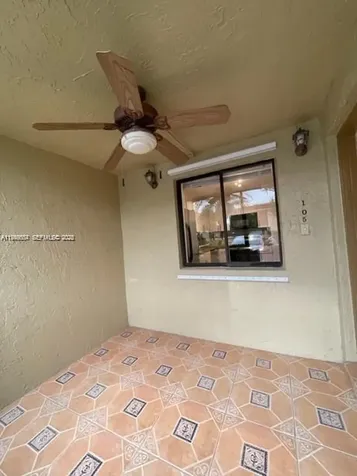 321 Lakeview Drive Weston FL 33326