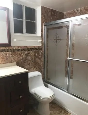 1171 NW 125th Court Miami FL 33182