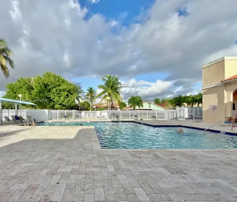 1171 NW 125th Court Miami FL 33182