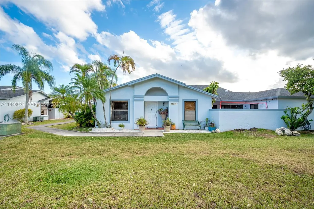15235 SW 64th Terrace Miami FL 33193