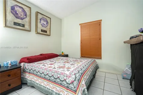15235 SW 64th Terrace Miami FL 33193