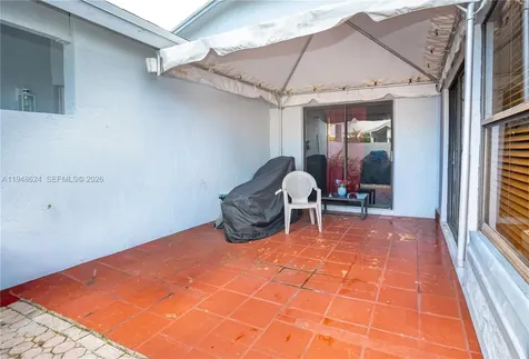 15235 SW 64th Terrace Miami FL 33193