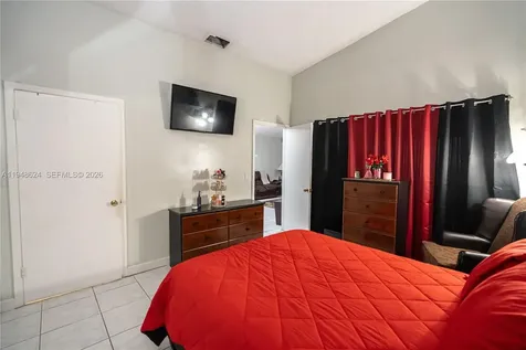 15235 SW 64th Terrace Miami FL 33193