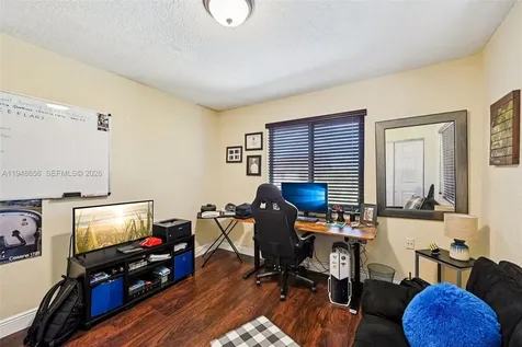 10365 SW 11th Terrace Miami FL 33174