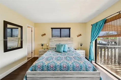 10365 SW 11th Terrace Miami FL 33174