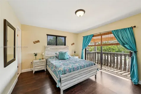 10365 SW 11th Terrace Miami FL 33174