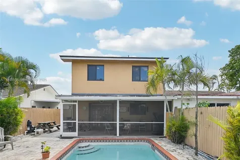 10365 SW 11th Terrace Miami FL 33174