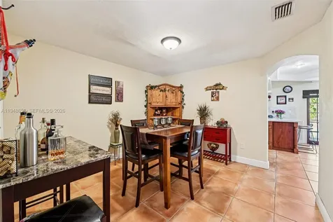 10365 SW 11th Terrace Miami FL 33174