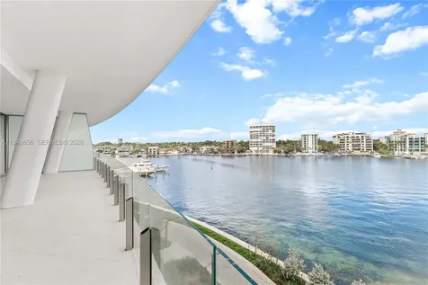 5 Grove Isle Miami FL 33133