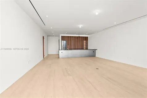 5 Grove Isle Miami FL 33133