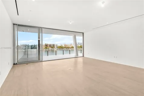 5 Grove Isle Miami FL 33133