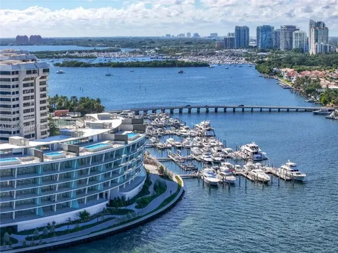 5 Grove Isle Miami FL 33133