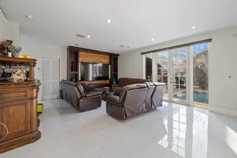 1360 SW 142nd Avenue Miami FL 33184