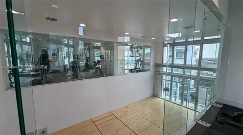 350 S Miami Avenue Miami FL 33130