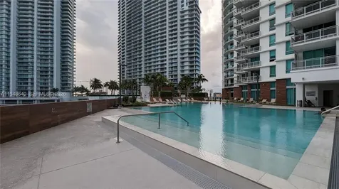 350 S Miami Avenue Miami FL 33130