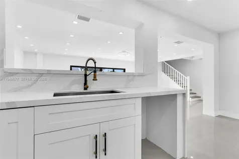 13930 Van Buren Street Miami FL 33176