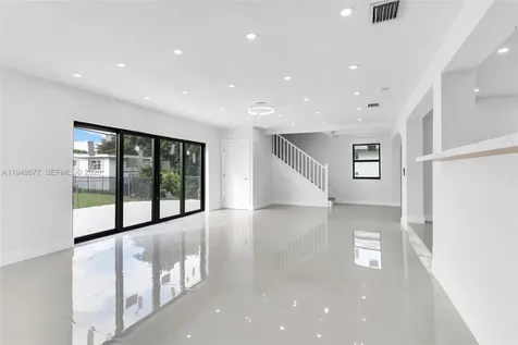 13930 Van Buren Street Miami FL 33176