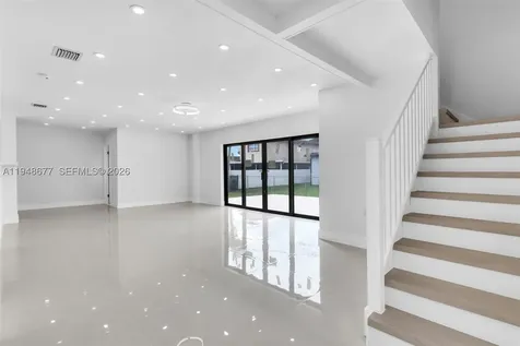 13930 Van Buren Street Miami FL 33176
