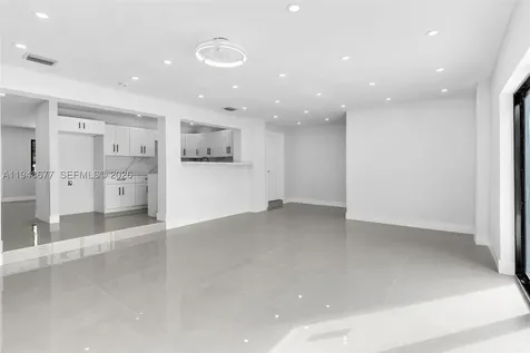 13930 Van Buren Street Miami FL 33176