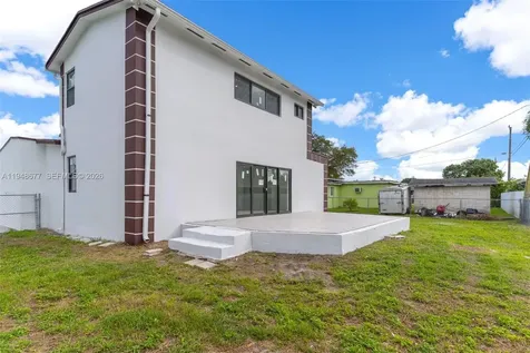 13930 Van Buren Street Miami FL 33176