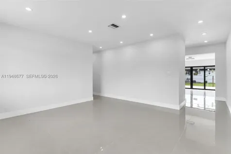 13930 Van Buren Street Miami FL 33176