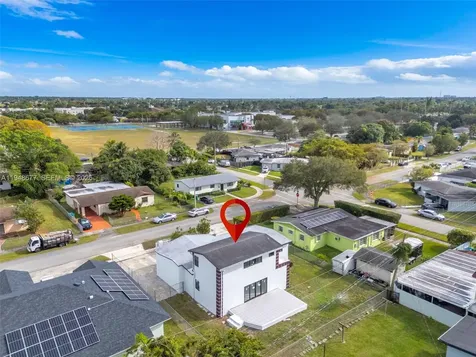 13930 Van Buren Street Miami FL 33176