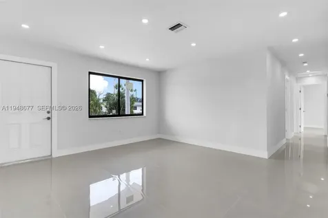 13930 Van Buren Street Miami FL 33176