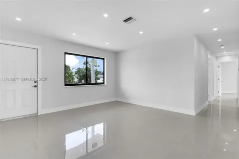 13930 Van Buren Street Miami FL 33176