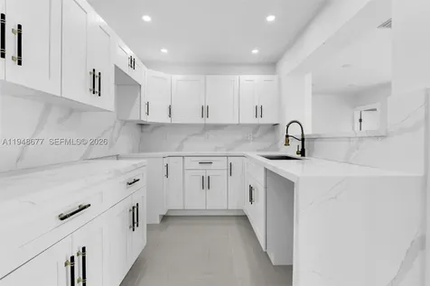 13930 Van Buren Street Miami FL 33176