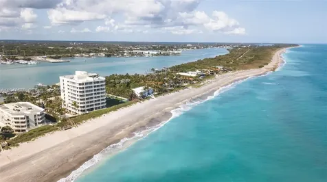 19950 Beach Road Jupiter FL 33469