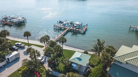 19950 Beach Road Jupiter FL 33469