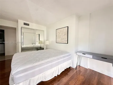 17011 N Bay Road Sunny Isles Beach FL 33160