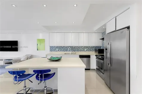 401 Ocean Drive Miami Beach FL 33139