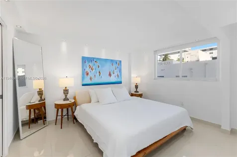 401 Ocean Drive Miami Beach FL 33139