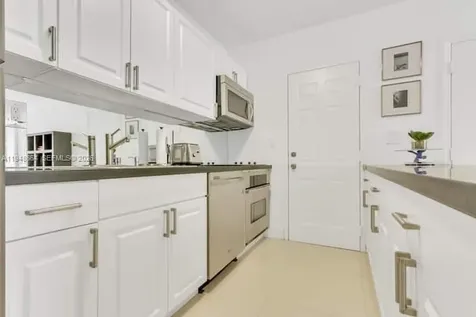 290 Sunrise Key Biscayne FL 33149